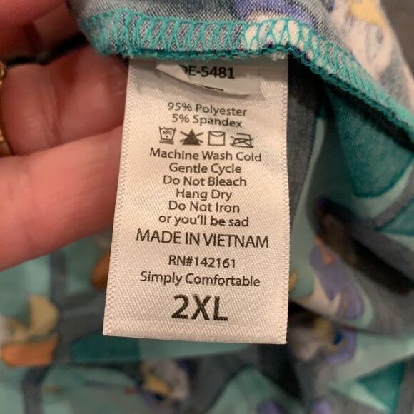 LuLaRoe Donald Duck Shirt sz 2X NWOT - Picture 4 of 4